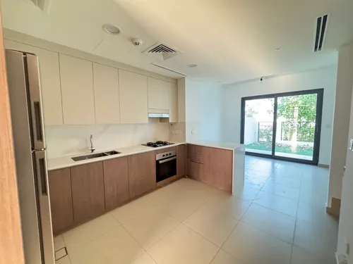 3 Bedrooms Townhouse in Elan