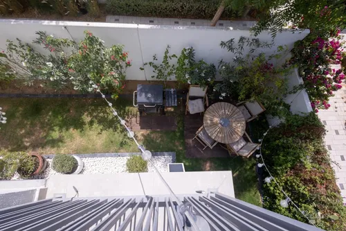 4 Bedrooms Townhouse in Elan