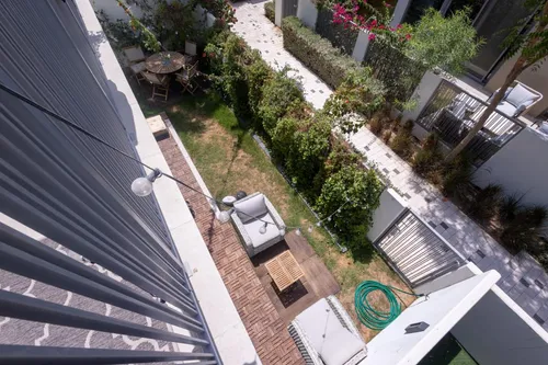 4 Bedrooms Townhouse in Elan