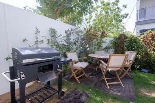 4 Bedrooms Townhouse in Elan