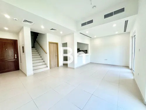 3 Bedrooms Townhouse in Amaranta