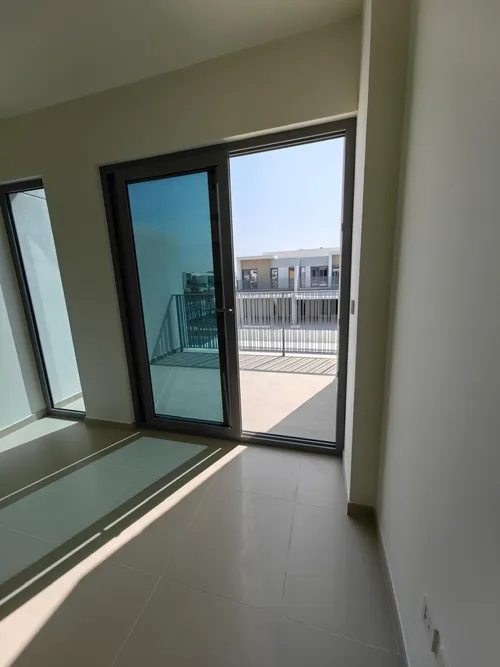 3 Bedrooms Townhouse in Elan