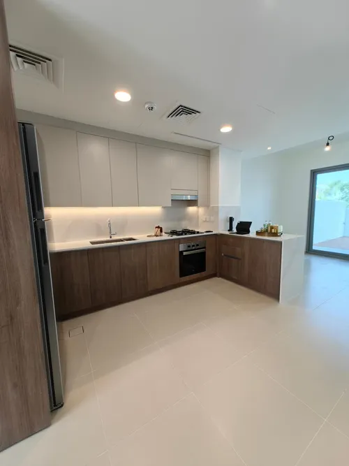 3 Bedrooms Townhouse in Elan