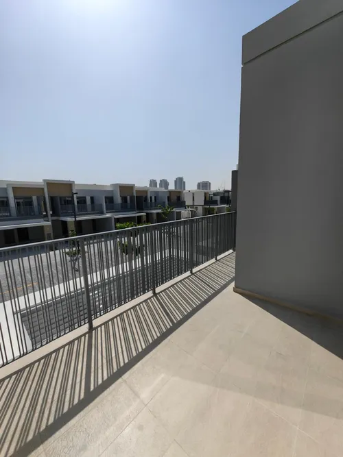 3 Bedrooms Townhouse in Elan