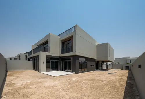 4 Bedrooms Townhouse in The Pulse Beachfront 2