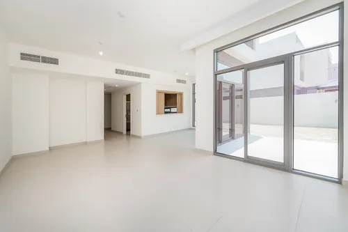 4 Bedrooms Townhouse in The Pulse Beachfront 2