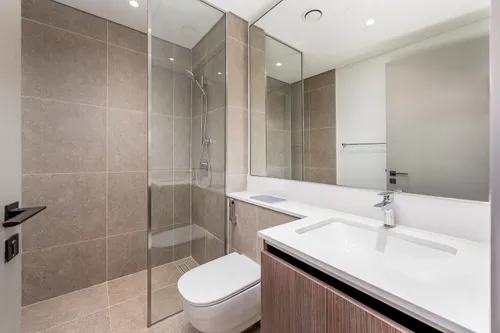 4 Bedrooms Townhouse in Aura
