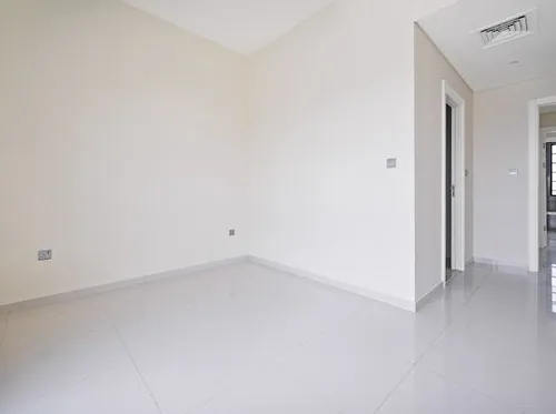 3 Bedrooms Townhouse in Aurum Villas