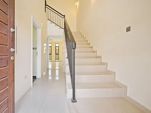 3 Bedrooms Townhouse in Aurum Villas