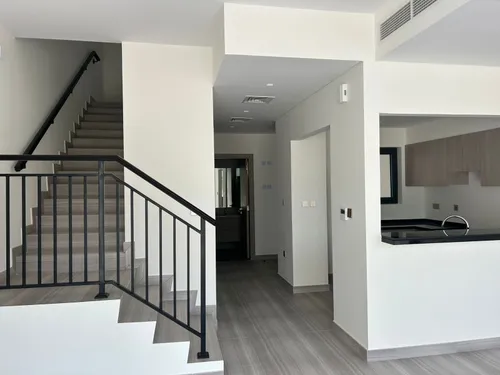 3 Bedrooms Townhouse in Pelham