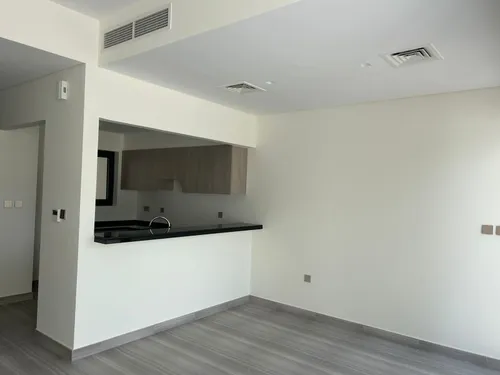 3 Bedrooms Townhouse in Pelham