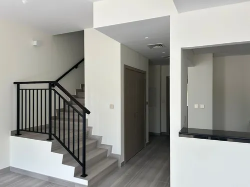 3 Bedrooms Townhouse in Pelham