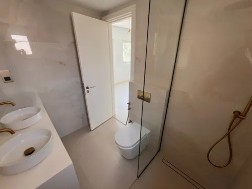3 Bedrooms Townhouse in springs 8