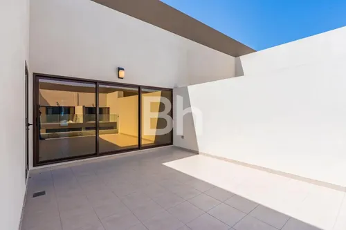 4 Bedrooms Townhouse in Elie Saab VIE Townhouses