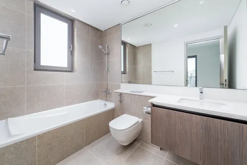 4 Bedrooms Townhouse in Aura