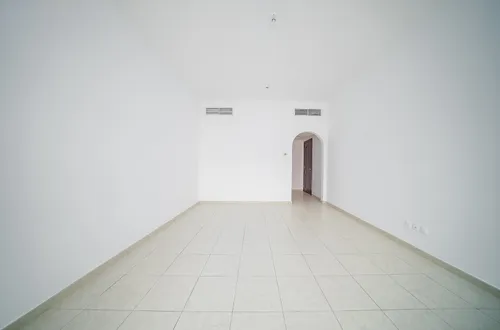 4 Bedrooms Townhouse in Mangrove Village