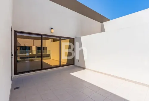 3 Bedrooms Townhouse in Elie Saab VIE Townhouses