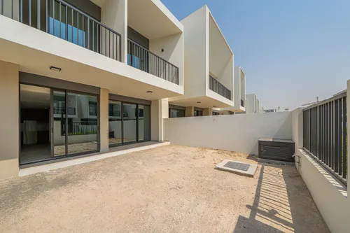 3 Bedrooms Townhouse in Maha Townhouses