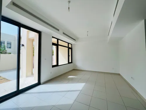 3 Bedrooms Townhouse in Mira Oasis 3
