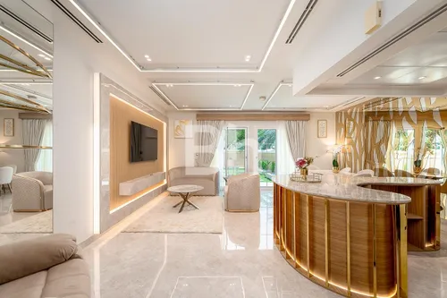 2 Bedrooms Townhouse in District 8N