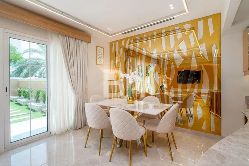 2 Bedrooms Townhouse in District 8N