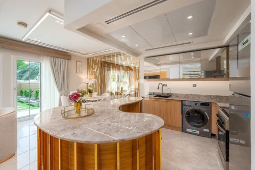 2 Bedrooms Townhouse in District 8N