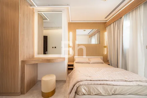2 Bedrooms Townhouse in District 8N