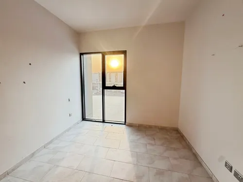 3 Bedrooms Townhouse in La Rosa 4