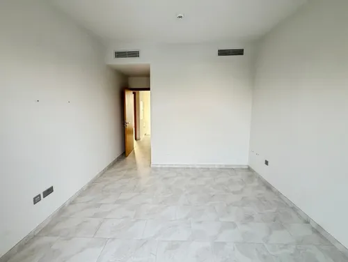 3 Bedrooms Townhouse in La Rosa 4