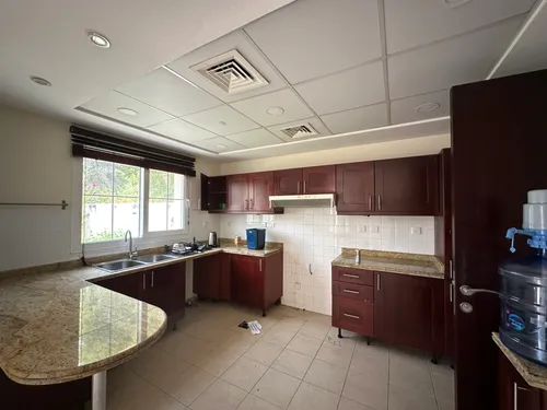 3 Bedrooms Townhouse in Al Reem 1