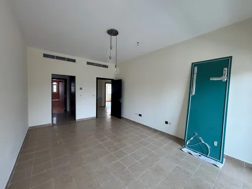 3 Bedrooms Townhouse in District 5C