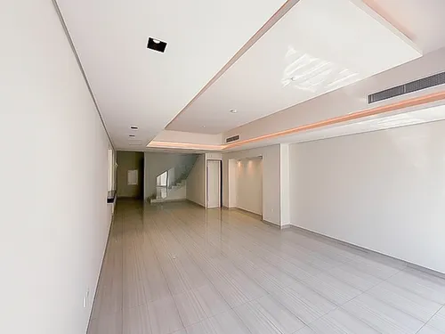 3 Bedrooms Townhouse in Gardenia Townhomes