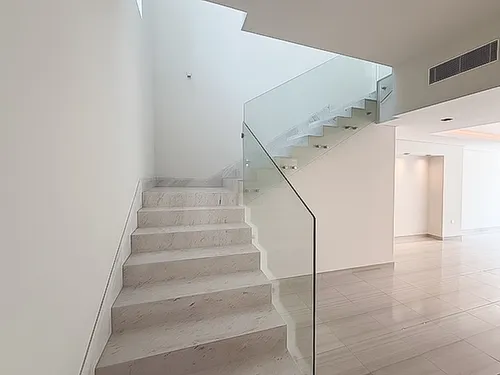 3 Bedrooms Townhouse in Gardenia Townhomes