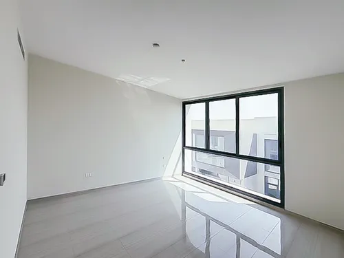 3 Bedrooms Townhouse in Gardenia Townhomes