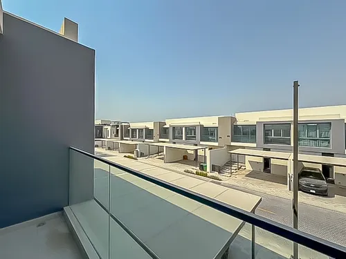 3 Bedrooms Townhouse in Gardenia Townhomes
