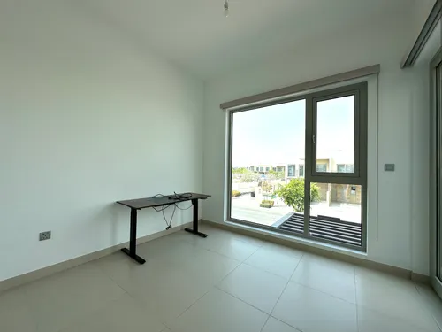 3 Bedrooms Townhouse in Camelia 1