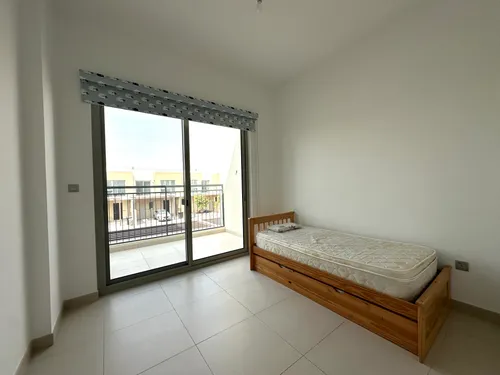3 Bedrooms Townhouse in Camelia 1