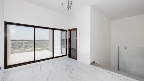 4 Bedrooms Townhouse in The Fields