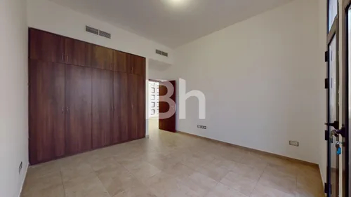 4 Bedrooms Townhouse in Naseem