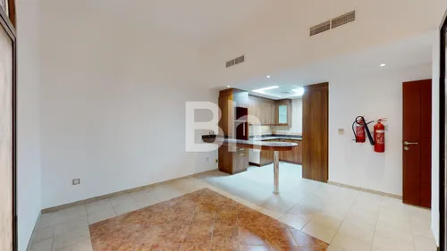 4 Bedrooms Townhouse in Naseem
