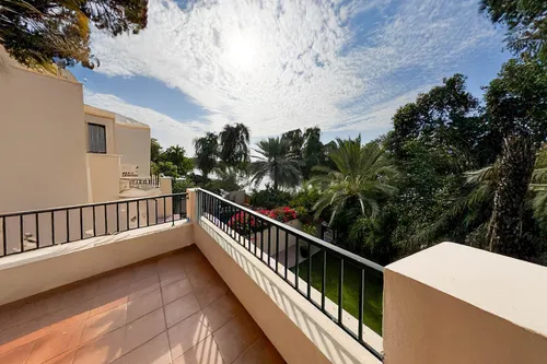 3 Bedrooms Townhouse in Al Reem 1