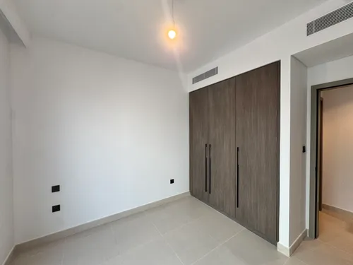 4 Bedrooms Villa in Aura 1