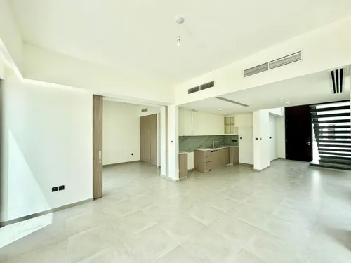 4 Bedrooms Townhouse in Eden