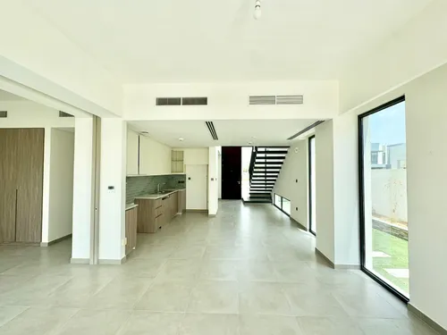 4 Bedrooms Townhouse in Eden