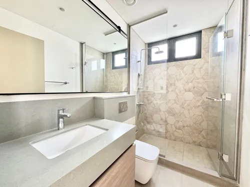 4 Bedrooms Townhouse in Eden