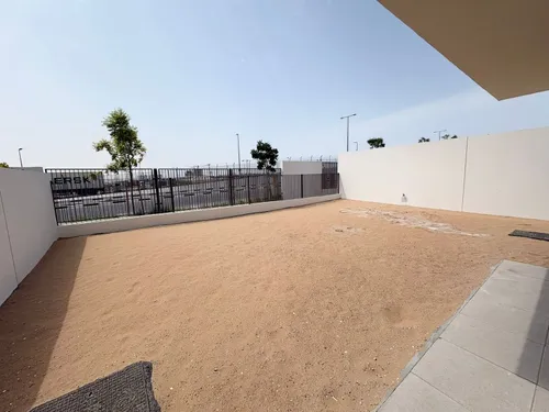 4 Bedrooms Townhouse in Tilal Al Furjan