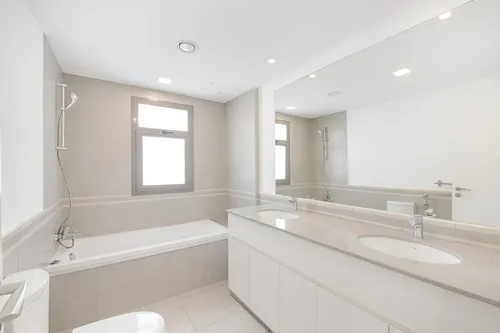 4 Bedrooms Villa in Hayat Townhouses