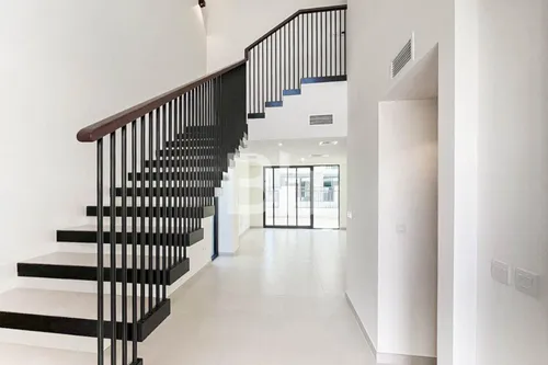Brand New | Modern Design | Back to Back