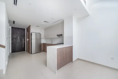 3 Bedrooms Townhouse in Elan