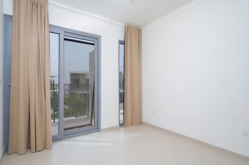 3 Bedrooms Townhouse in Elan